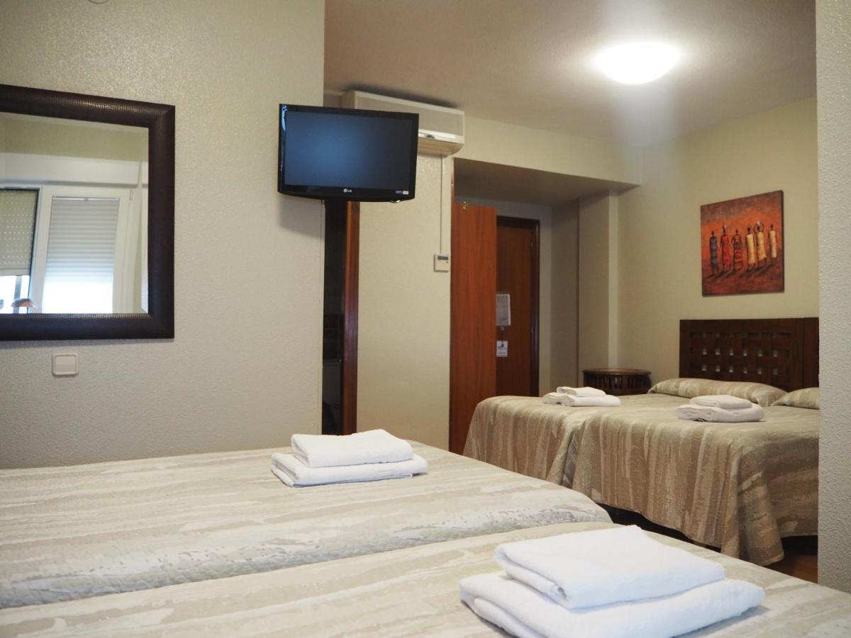 Hostal Acella Pamplona Exteriér fotografie